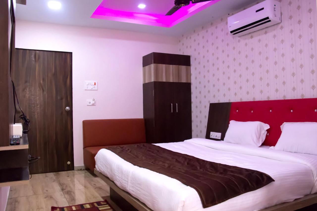 Hotel Shree Palace And Restaurant Ratlām Екстериор снимка