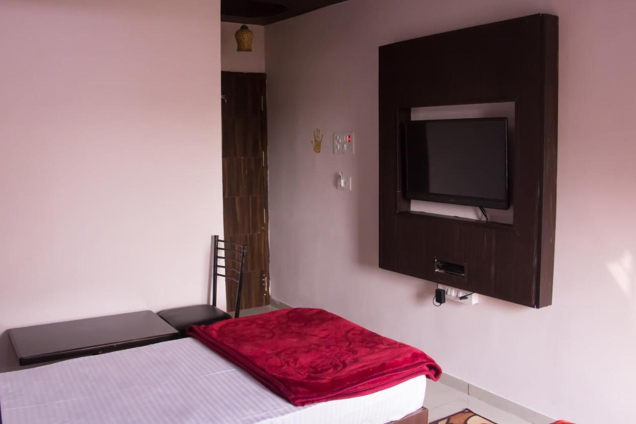 Hotel Shree Palace And Restaurant Ratlām Екстериор снимка
